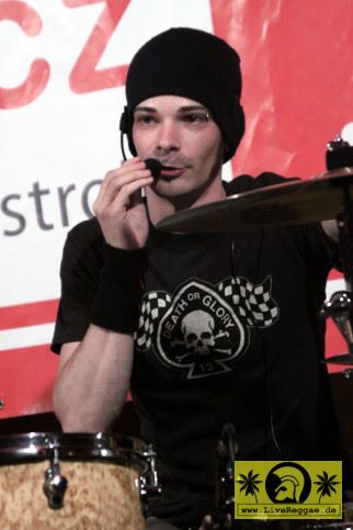 Tracy Gang Pussy (F) 5. Mighty Sounds Festival - Bandzone Stage - Olsi bei Tabor, CZ - 17. Juli 2009 (4).JPG